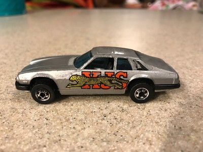 hot wheels 1977 jaguar xjs value