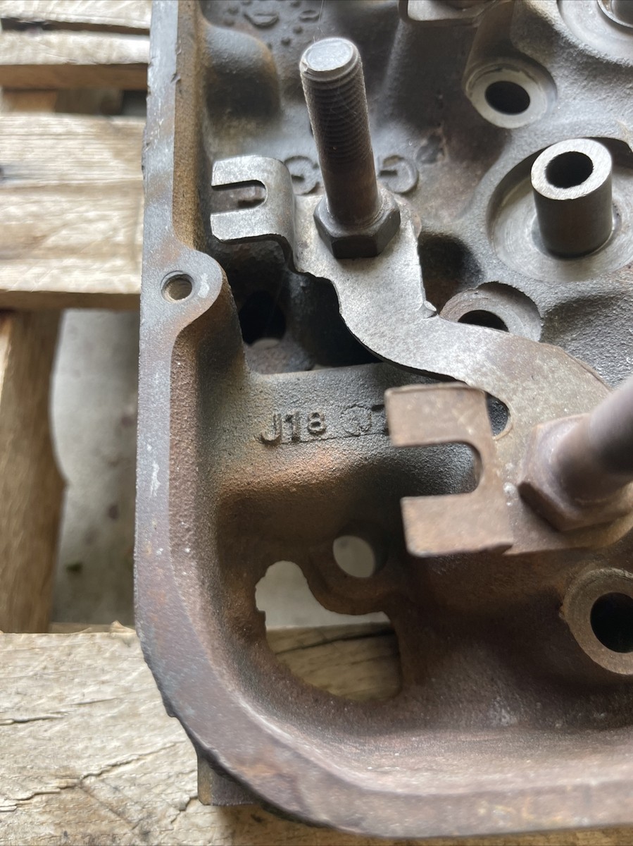オリジナルヘッド　4-P 1978 GM Chevrolet BBC 396 427 454 Cylinder Head 348772 Date