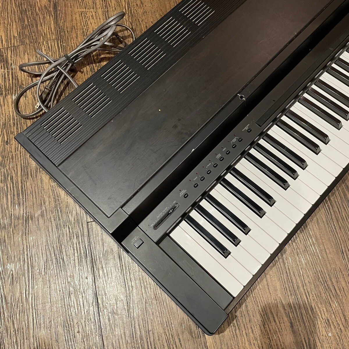 鍵盤楽器 YAMAHA Clavinova CLP-100 Yamaha Clavinova CLP-100 - Evolution Music