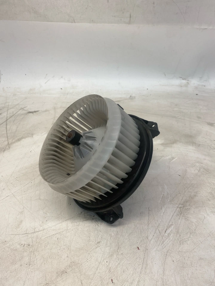 Motor soplador HVAC usado se adapta a: Toyota Fj Cruiser 2008 grado A Foto 4 de 4