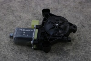 Audi A1 A4 8W Q7 4M R8 4S Golf Fensterhebermotor 8W0959802 rechts Fensterheber