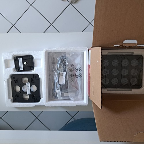 LG CLOUD V SERIES BOX CBV42-B - Bild 3 von 8