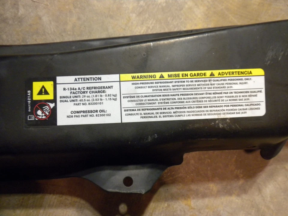 12 2012 Town And Country - Caravan 3.6L V6 Upper Radiator Support Tie Bar Foto 3 de 4