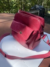 VINTAGE SAMSONITE TRAVEL BAG ROYAL TRAVELLER MEDALIST GOLD CARRY ON WITH KEY RED