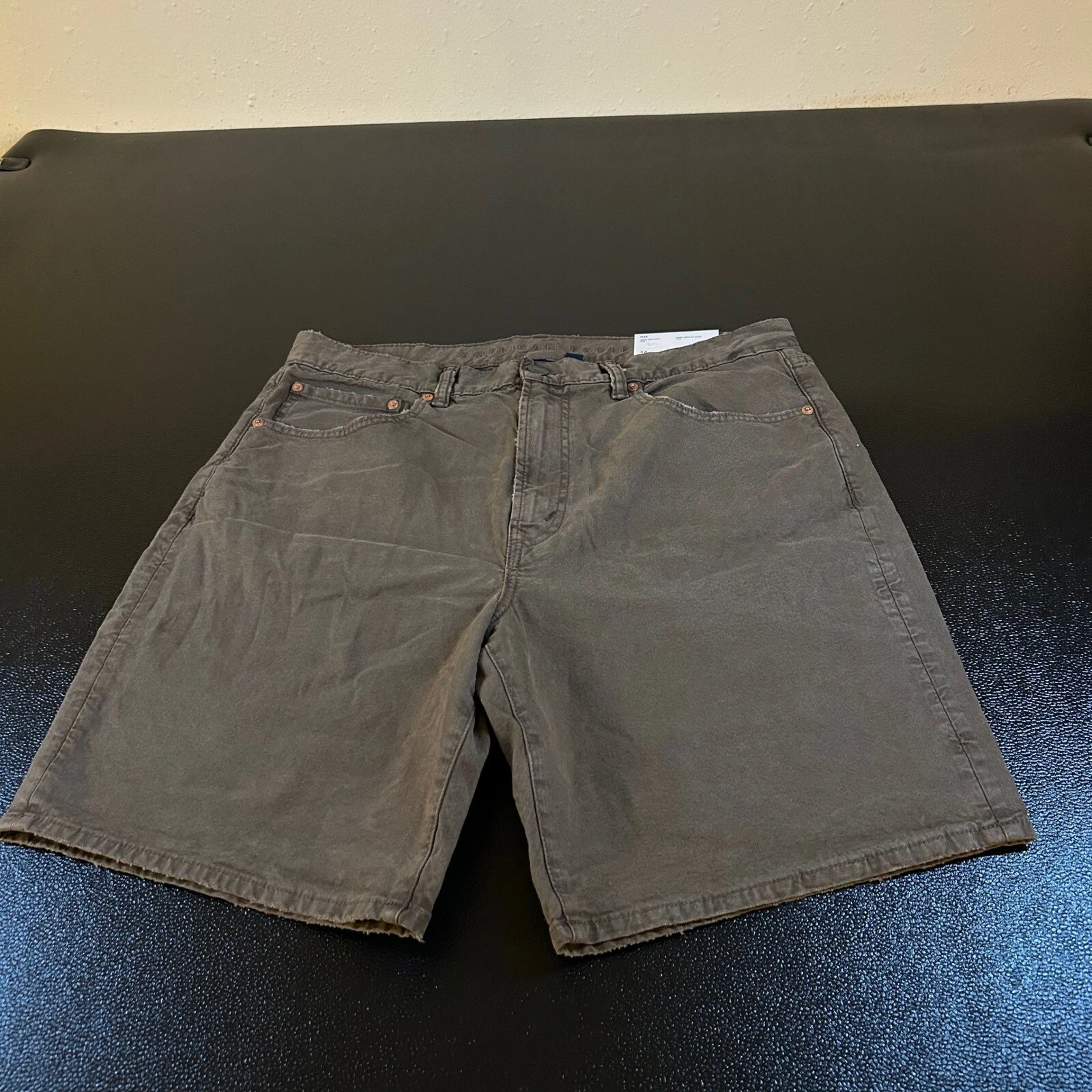 American Eagle Denim Shorts Flex Casual Everyday Loose Jean Brown Mens 34" NWT