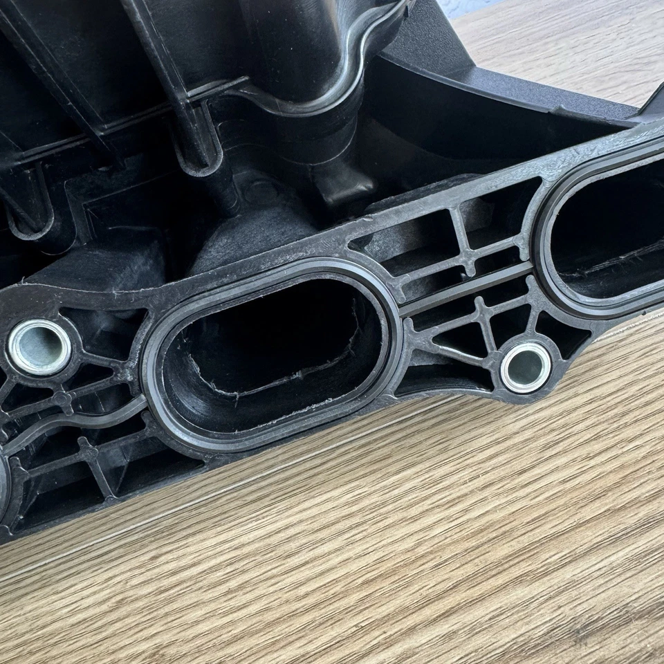 Colector de admisión lateral superior para Toyota Camry 2002-2011 Lexus HS250h Scion 2,4 L Foto 3 de 4