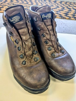 Vasque 1996 Skywalk Rich Brown Leather Boots Original like new vintage il_1080xN.5346693576_do0o.jpg main image 3