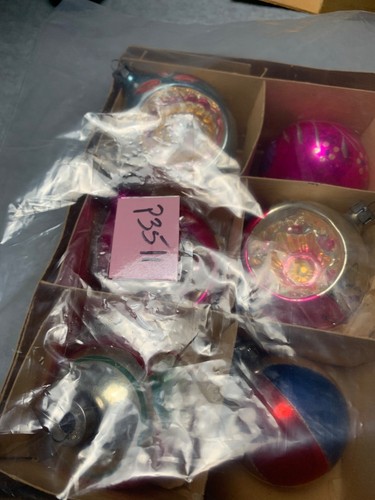 Vintage Glass Christmas Ornaments Box Set of 12 Retro Indents & Teardrop Design - Picture 10 of 10