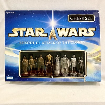 Star Wars Episode II: Attack Of The Clones Chess Set Parker Brothers *Complete*