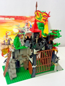 LEGO System Castle Dark Dragon's Den 6076 With Instructions Original Pieces
