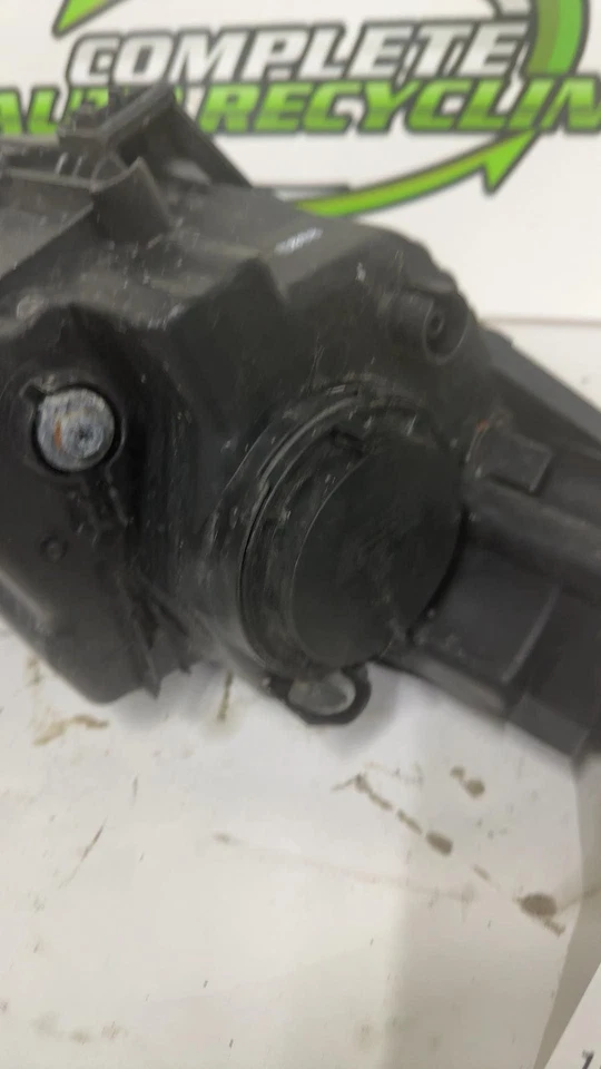 Conjunto de faros Hyundai Tucson 2014-17 LH mercado de Estados Unidos Foto 4 de 4