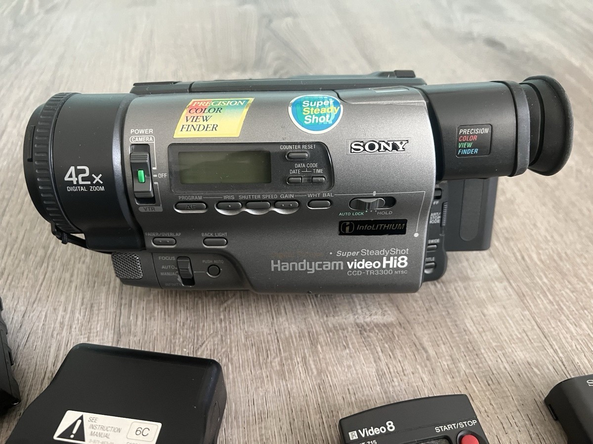 Sony CCD-TR3300 Hi8 Handycam Camcorder Bundle Tested & Working