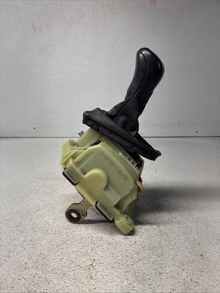 03-09 Selector de cambio de caja de cambios de piso Mercedes E320 Tiptronic A2112672224 Foto 3 de 4