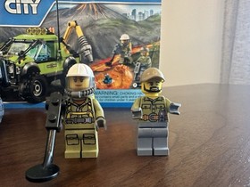 LEGO 60121 CITY: Volcano Exploration Truck (Used) (100%)