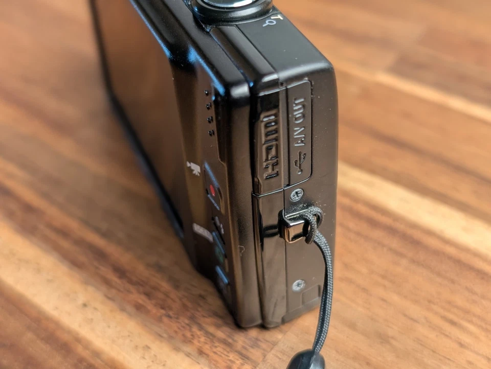 N MINT Nikon COOLPIX S6100 16.0MP Digital Camera 7x Zoom English ok Japan black - Image 4 of 4