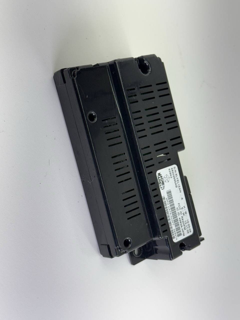MASERATI GHIBLI M157 14-17 OEM TELEMATICS COMMUNICATION CONTROL MODULE UNIT 390