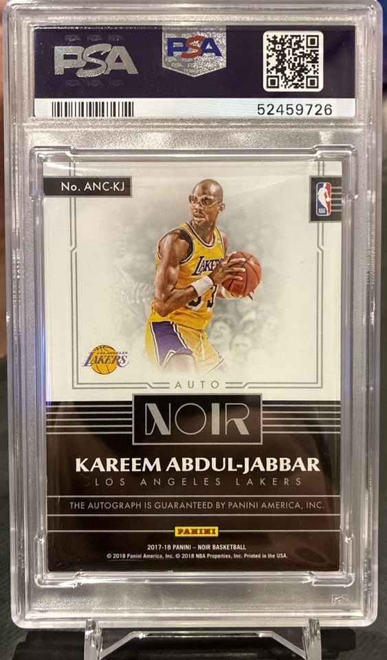 2017-18 Noir Auto KAREEM ABDUL-JABBAR 57/99 #ANC-KJ HOF Los Angeles Lakers PSA 8 Foto 2 de 4