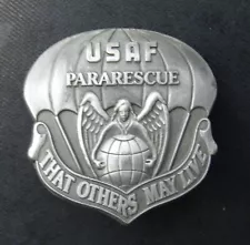 PARATROOPER USAF AIR FORCE PARARESCUE LAPEL PIN BADGE 1.5 INCHES PEWTER