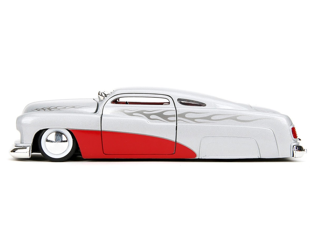 ミニカー Jada 1/24 1951 MERCURY Amazon.com: Jada Toys Bigtime Muscle 1:24 1951 Mercury Coupe