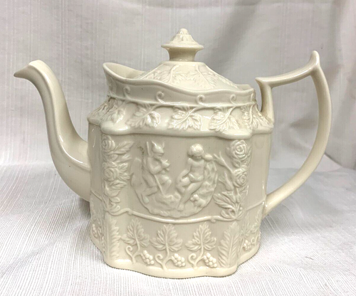 New~Godinger &Co Ivory Cream Teapot  Embossed Porcelain w/Cherubs Roses Grapes - Picture 1 of 8