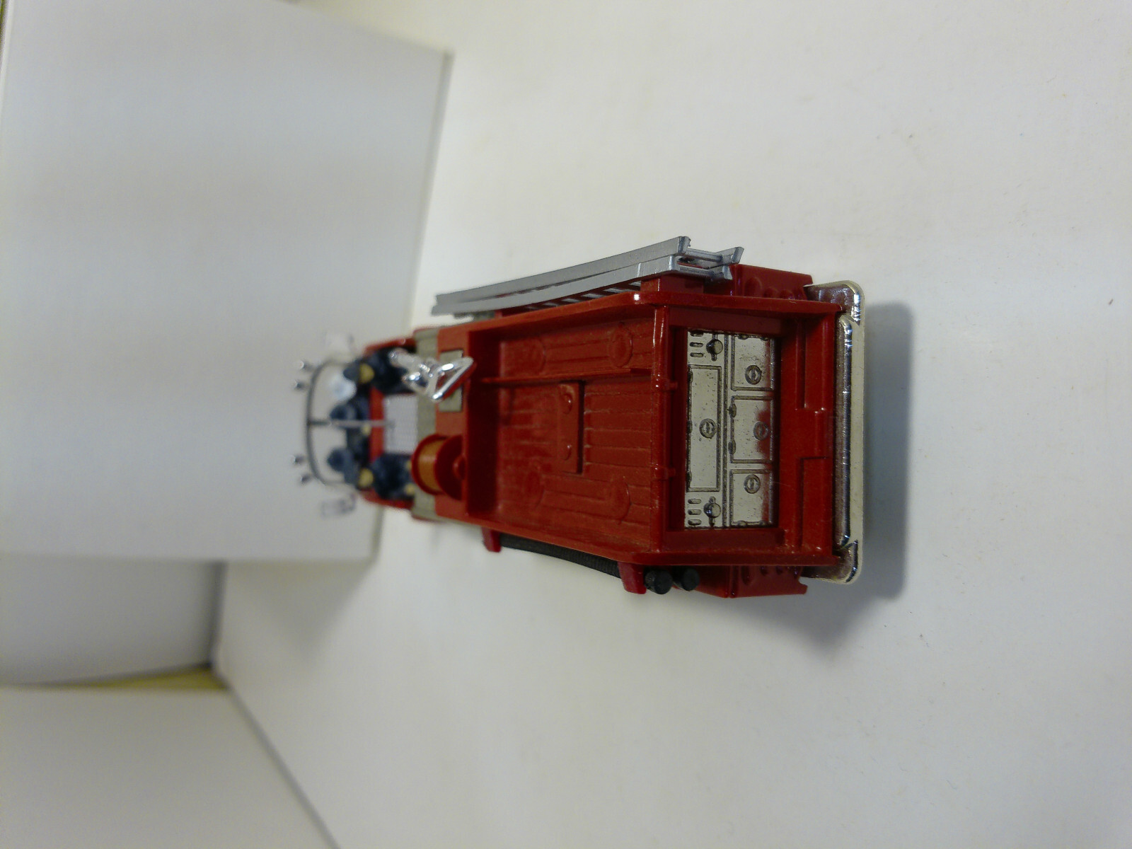 Picture 4 of 6