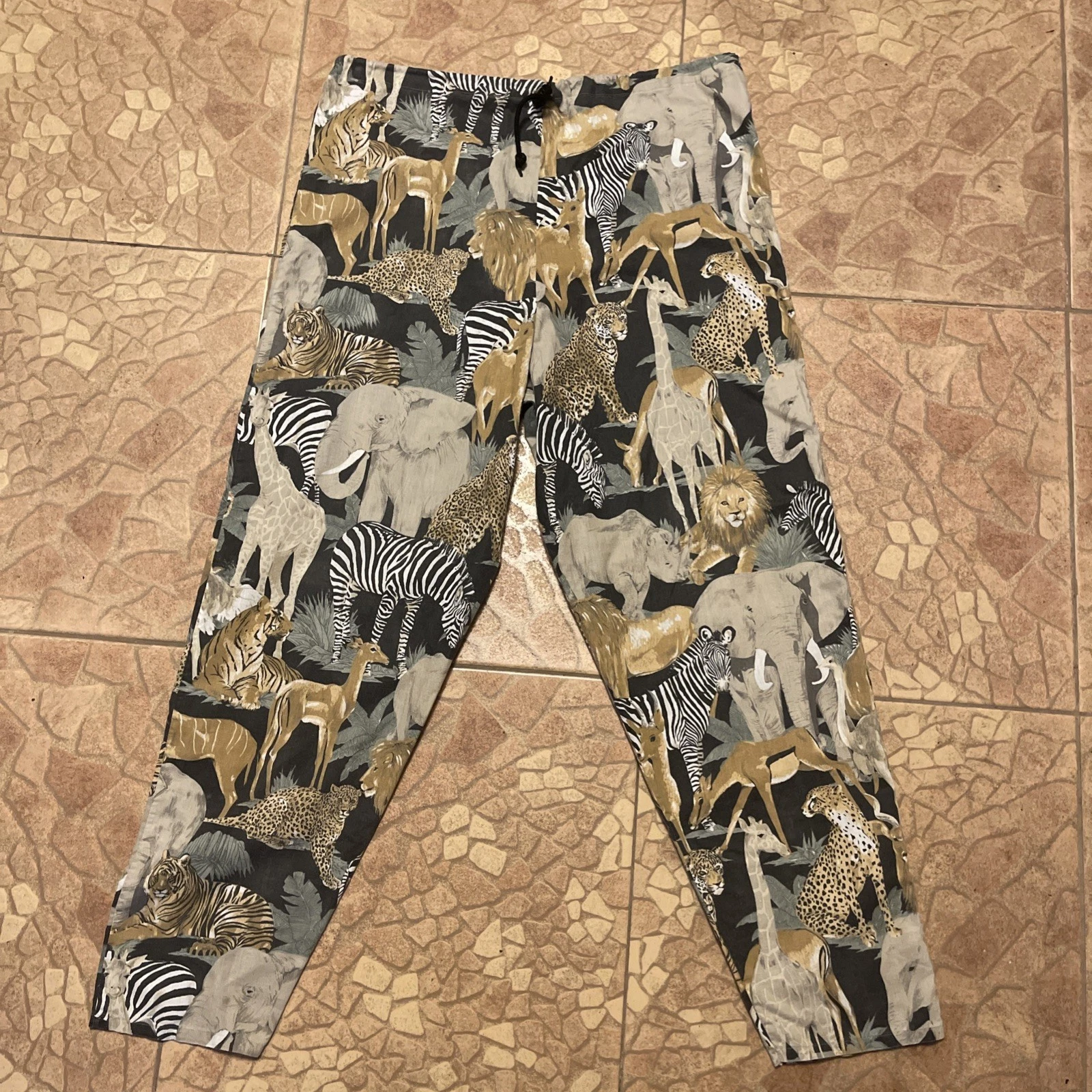 Vintage Rare The Jungle Nature AOP Pants Size Large Baggy