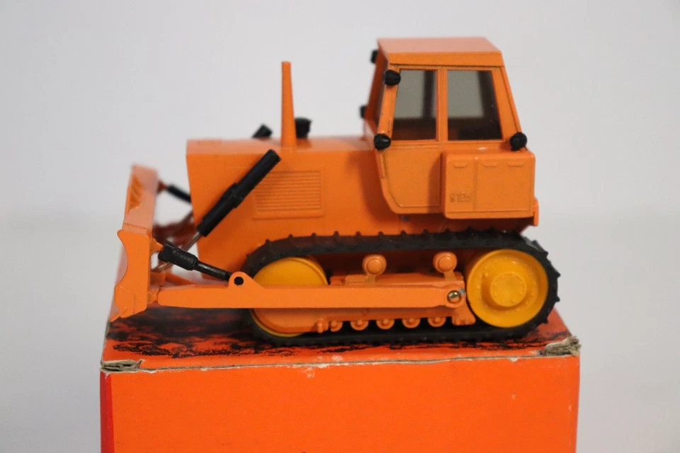 Cursor Metallmodell 1269 Hanomag K 12 d Werbemodell Bulldozer Excavator 1:50 OVP - Bild 4 von 4