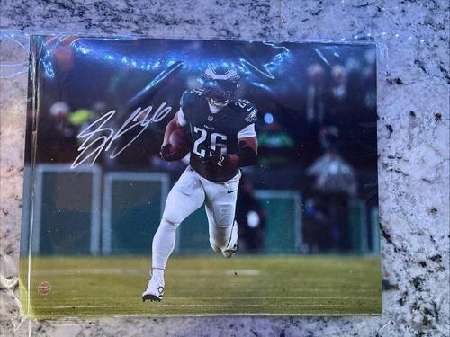 Saquon Barkley SIGNED NFL Eagles Autographed 11x14 PHOTO Pro Cert COA PC481676