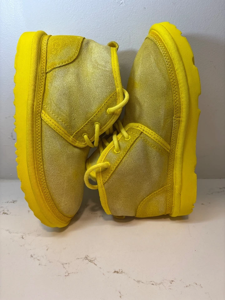 BOTA CHUKKA UGG NIÑOS NEUMEL II NIÑOS TALLA 3 CANARIO AMARILLO GAMUZA FORRO LANA Foto 4 de 4