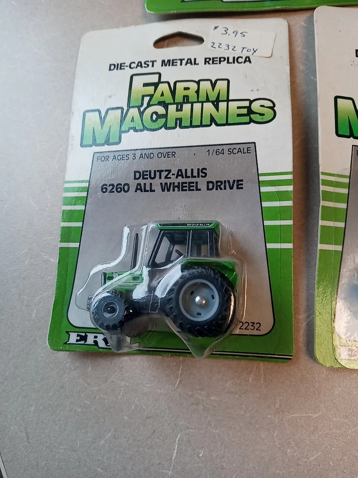 1/64 Deutz Allis Lot of 3 - 7085 Tractor w/Loader 7085 & 6260 NIP - Image 4 of 4