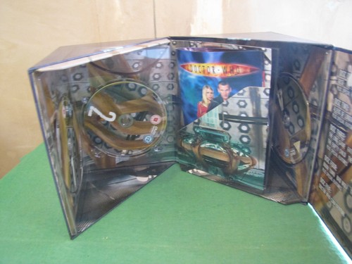 Doctor Who The Complete First Series Tardis DVD Boxset - Picture 4 of 7