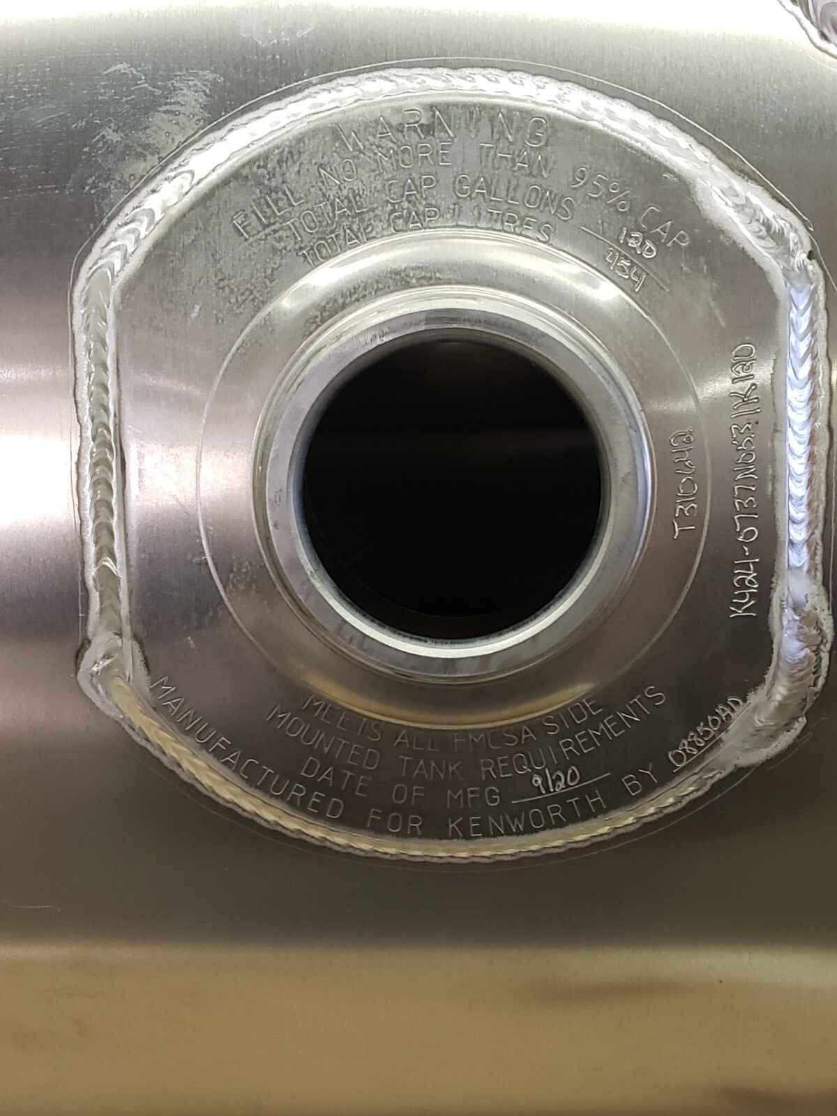 *NEW GENUINE PACCAR KENWORTH POLISHED ALUMINUM FUEL TANK 24.5" 120 GAL CAPACITY eBay