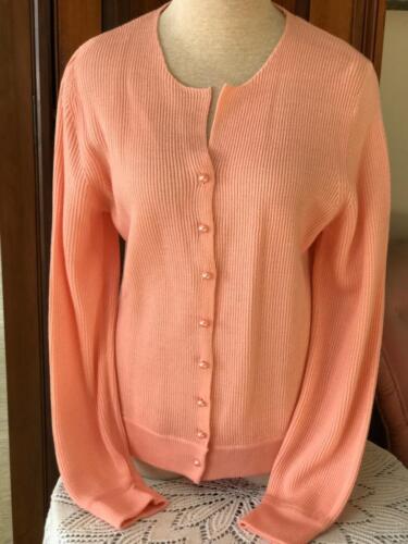 Ladies Pearl Button Cardigan Sweater ~ Norm Thompson Sz. M ~ Peach Color - Afbeelding 1 van 12