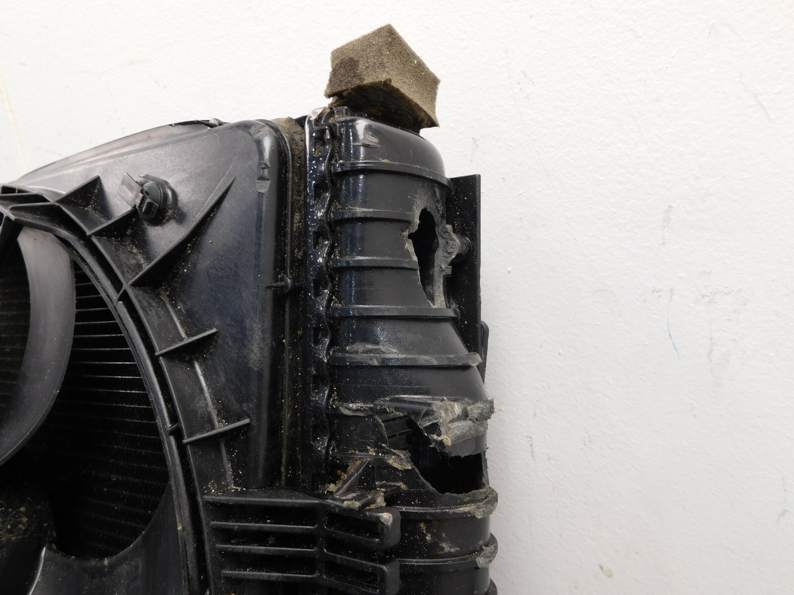 2016 17 18 19 McLaren 570GT Left Rear Radiator Condenser Fan #1 #1503 X5
