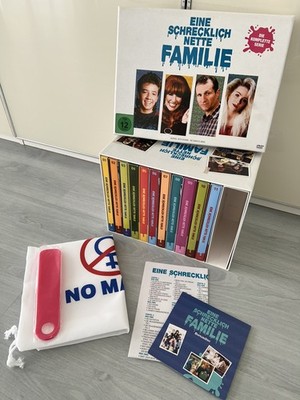 Eine Schrecklich Nette Familie Limited Shoebox Edition Die Komplette Serie DVD