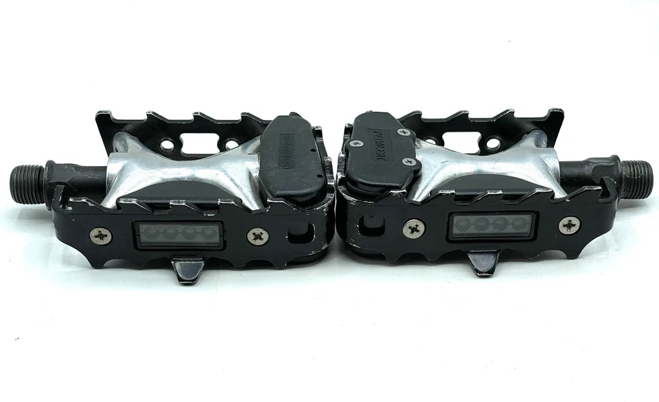 Pedales de plataforma iluminados Wellgo Pedalert cercanías / MTB / recreativos Foto 3 de 4