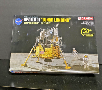 Dragon 11002-1/72 Apollo 11 