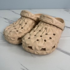 Crocs Iconic Geoclogs Beige Slip On Clogs women's 6