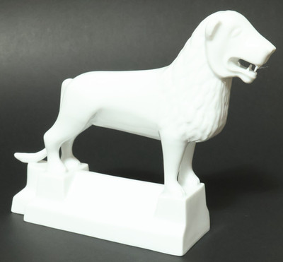 Fürstenberg Porzellanfigur Braunschweiger Löwe Braunschweig Porzellan 15cm weiß