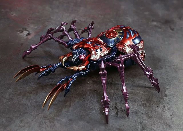 Araña de metal BWM-08 | TransArt Foto 4 de 4