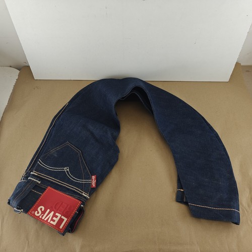 VINTAGE 2007 LEVIS RED LABEL BOW LEG RAW DENIM JEANS - Picture 2 of 11