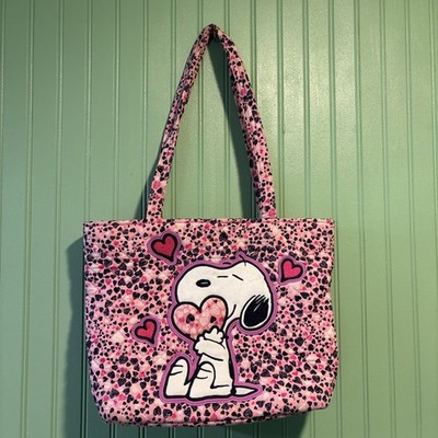 Vera Bradley Love You Snoopy  Vera Tote Bag Limited Edition Hearts