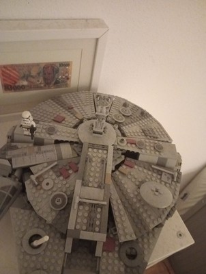 LEGO Star Wars: Millennium Falcon (75257)