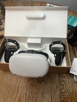 Oculus Quest 2 Standalone VR Headset w/ Touch Controllers, White/Black