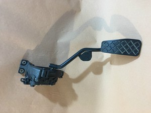 AUDI A2 2000-2005 ACCELERATOR ACCELERATION THRORRTLE PEDAL 8Z2 721 523 B AUDI A2 2000-2005 ACCELERATOR ACCELERATION THRORRTLE PEDAL 8Z2 721 523 B