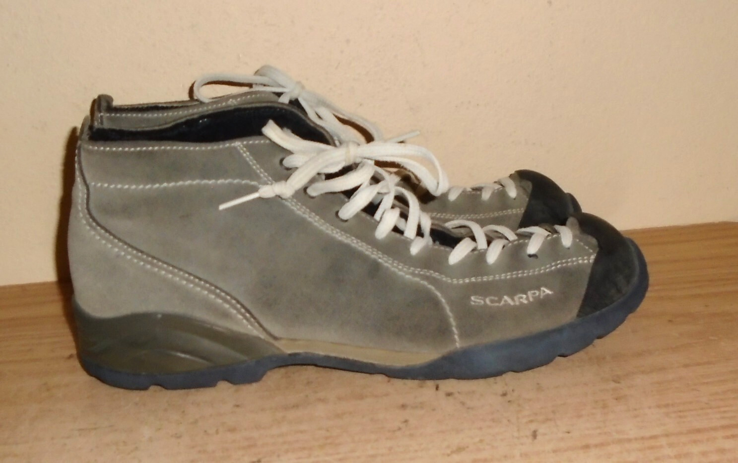 Zapatos de gamuza Scarpa Mojito Mid para hombre talla EUR 44 US 10,5