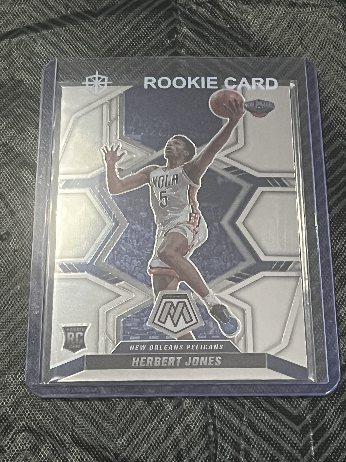 2021-22 Panini Mosaic Herbert Jones Silver Prizm Rookie RC #231 Pelicans
