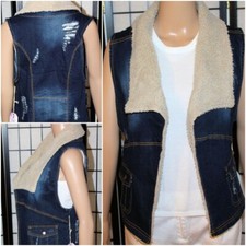 Sugar Magnolia Junior Women's Size 5 Fleece Trimmed Distressed Open Jean Vest