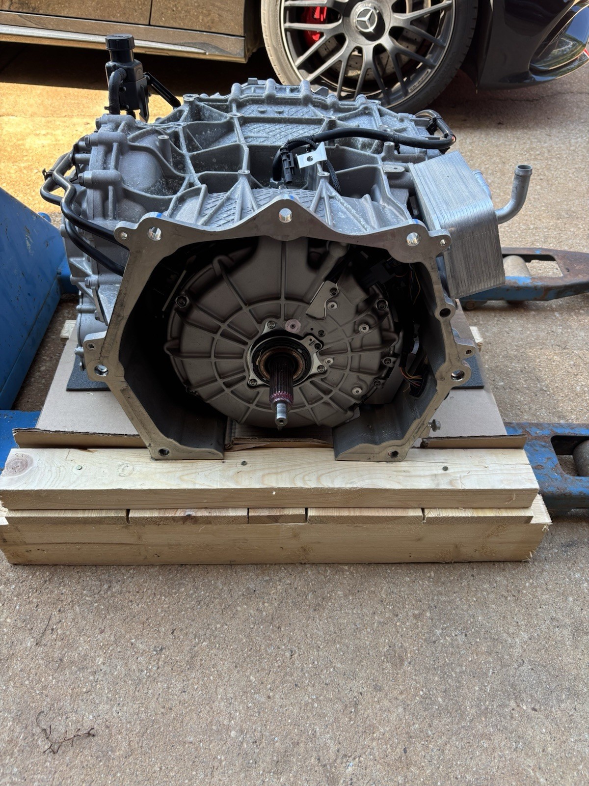 23 McLaren Artura 8 Speed Dual Clutch Transmission A2059060302