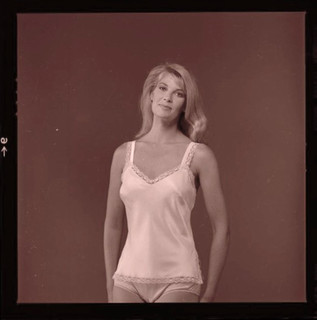LQQK 3 vintage 1982 negative WONDERFUL LINGERIE FASHION MODELS NEXT DOOR #24